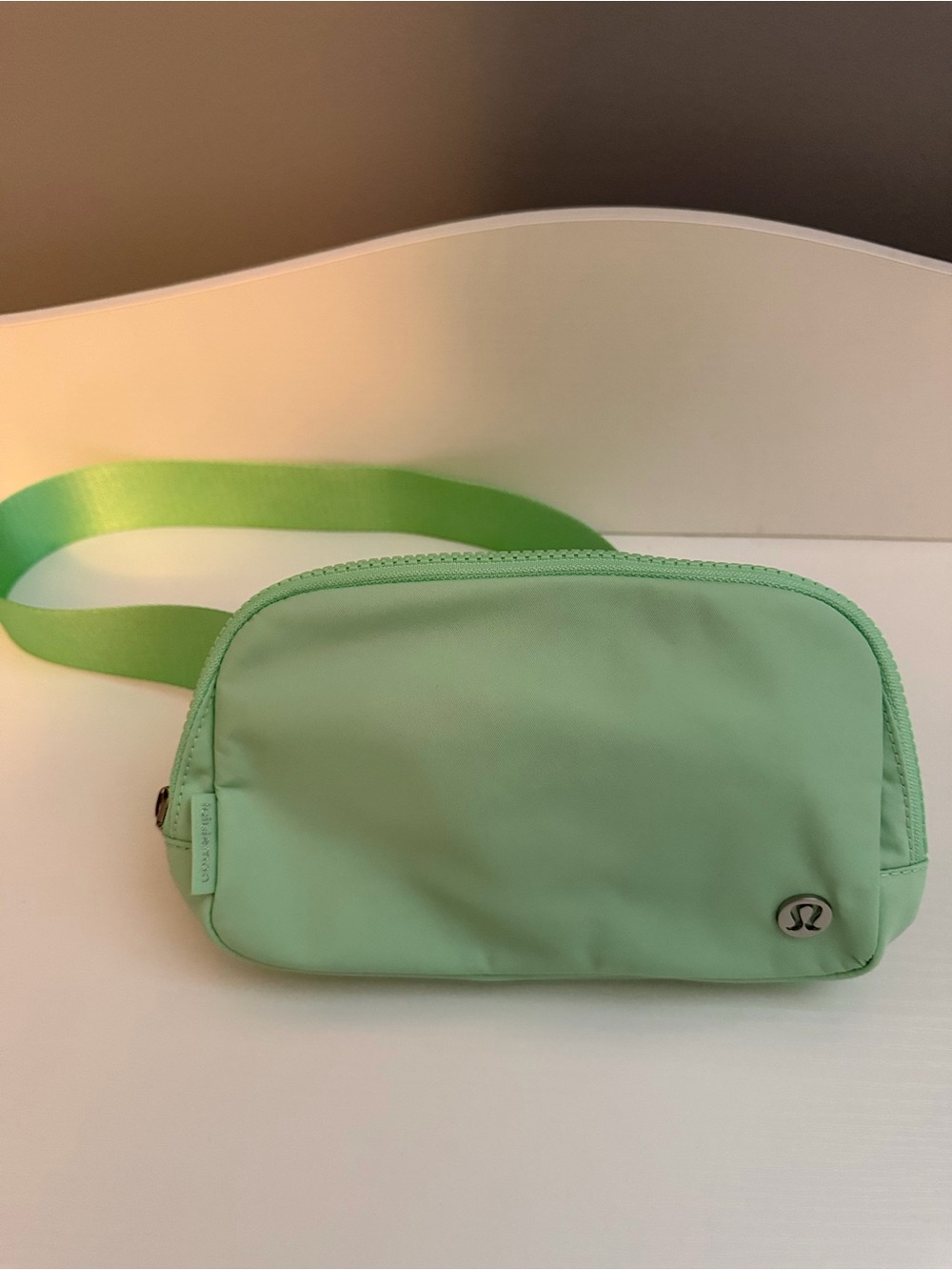 Lululemon everywhere belt bag